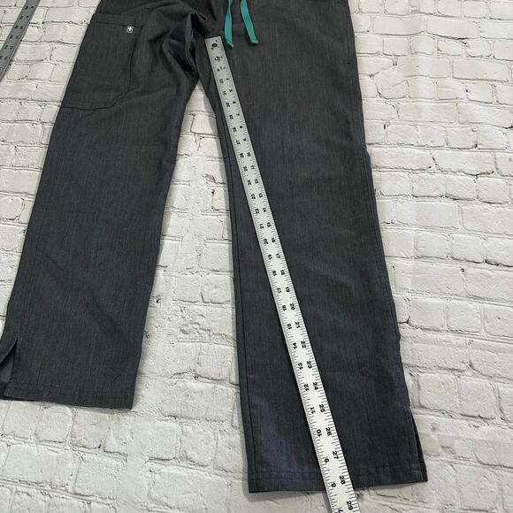 Figs scrub Pants size XSmall - Picture 4 of 5